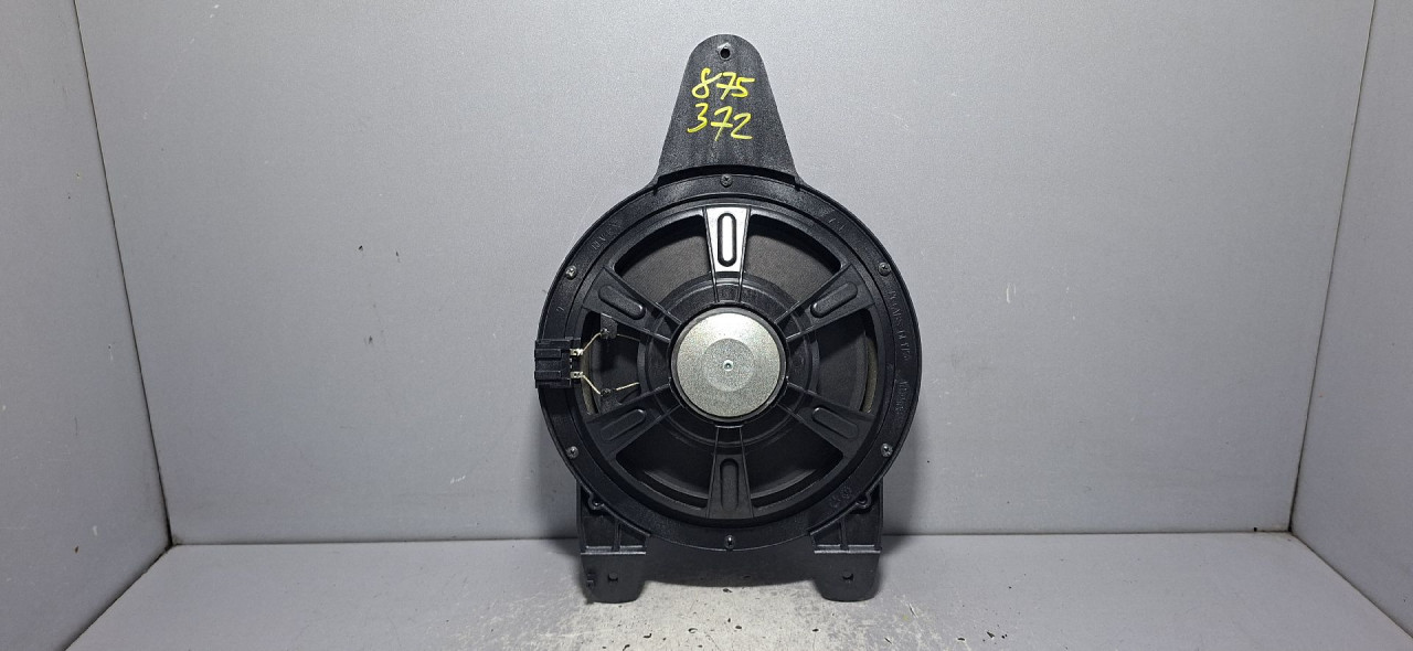 DIJELOVI ZVUCNIK AUDI A4 (B9) > 15-18 2.0 8W5035412
