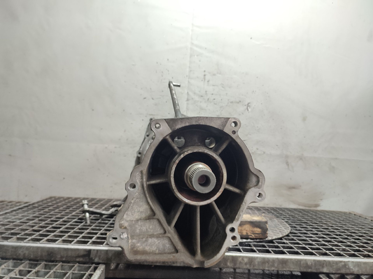 DIJELOVI MJENJAC BMW X3 (E83) > 07-10 1069401061
