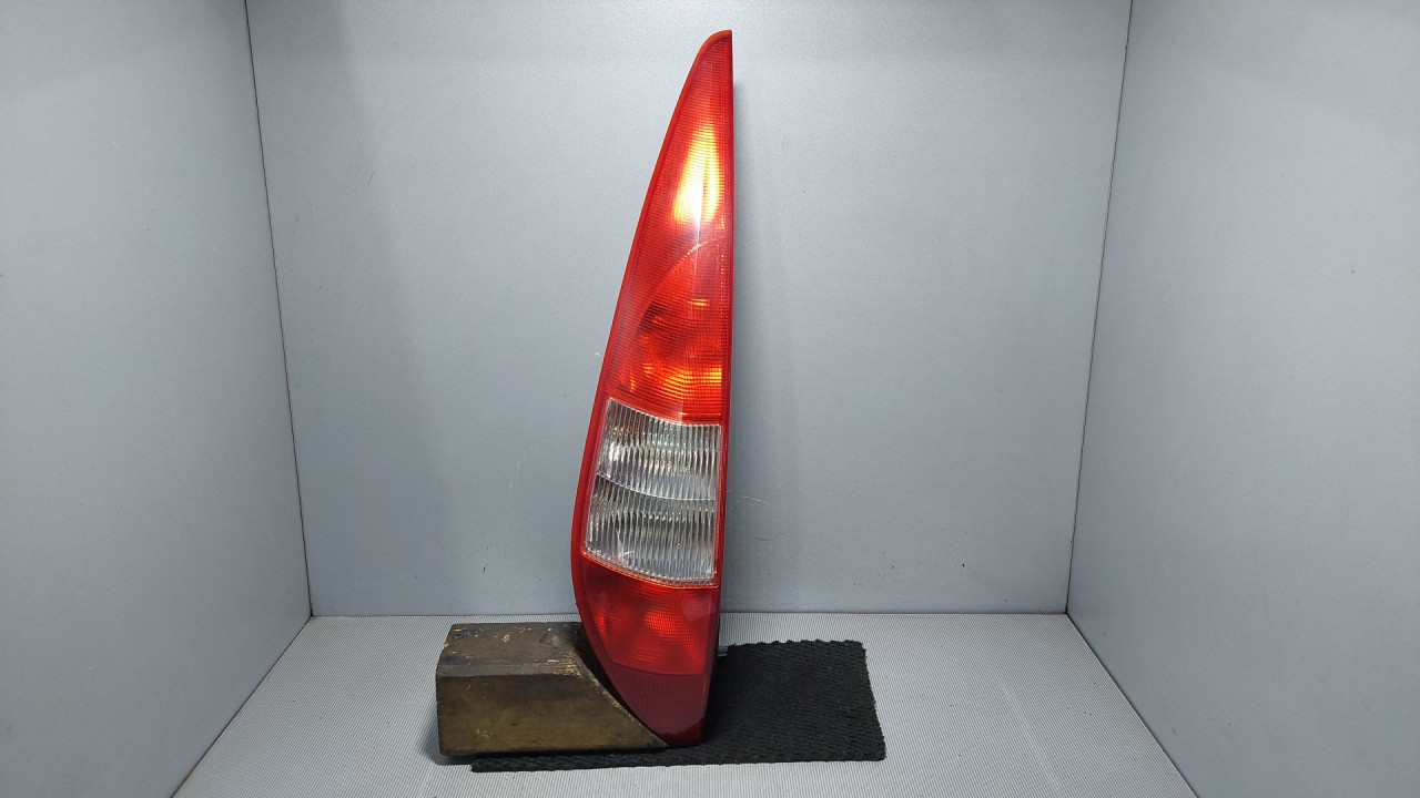 STOP SVJETLO FORD MONDEO > 00-03 1S7113405C