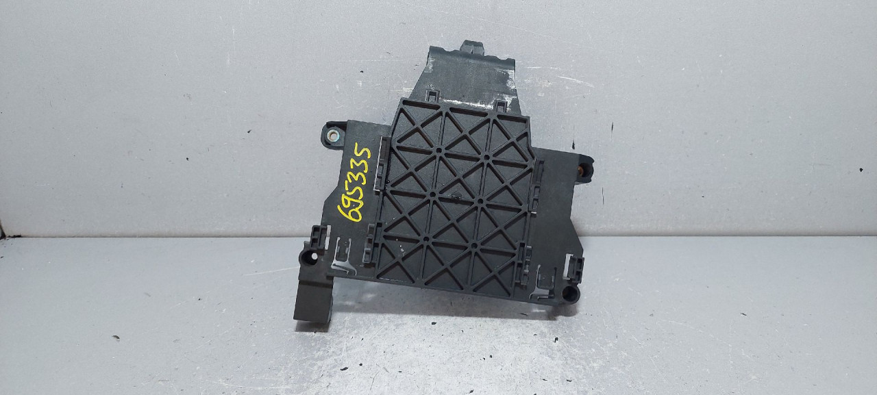 DIJELOVI NOSAC VOLVO XC70 > 07-13 30729535