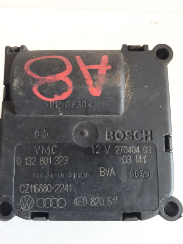 DIJELOVI MOTORIC VENTILATORA AUDI A8 (4E) > 02-10 4E0820511
