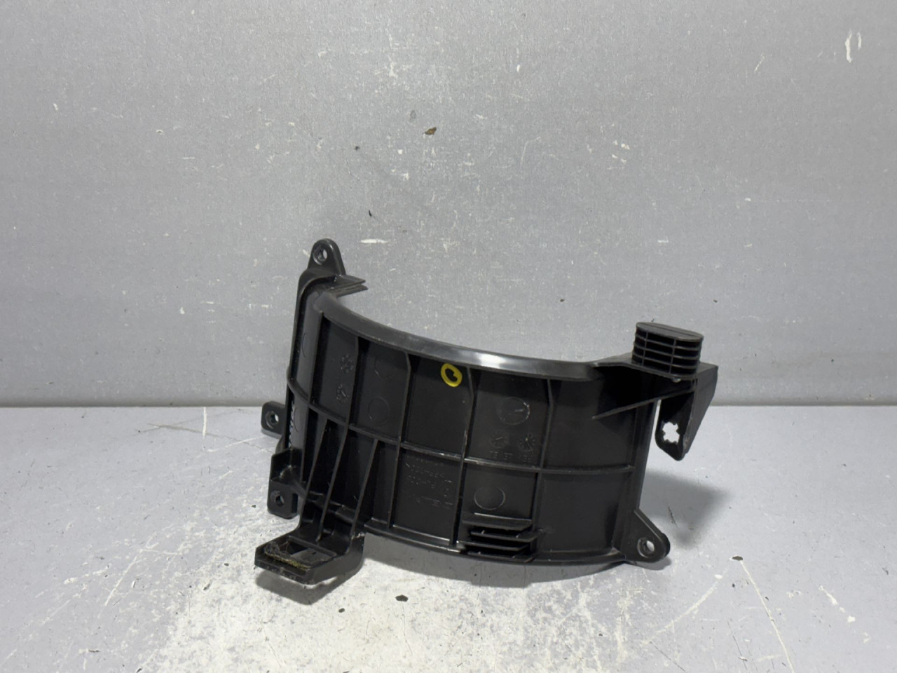 DIJELOVI PLASTIKA VW TOUAREG > 11-14