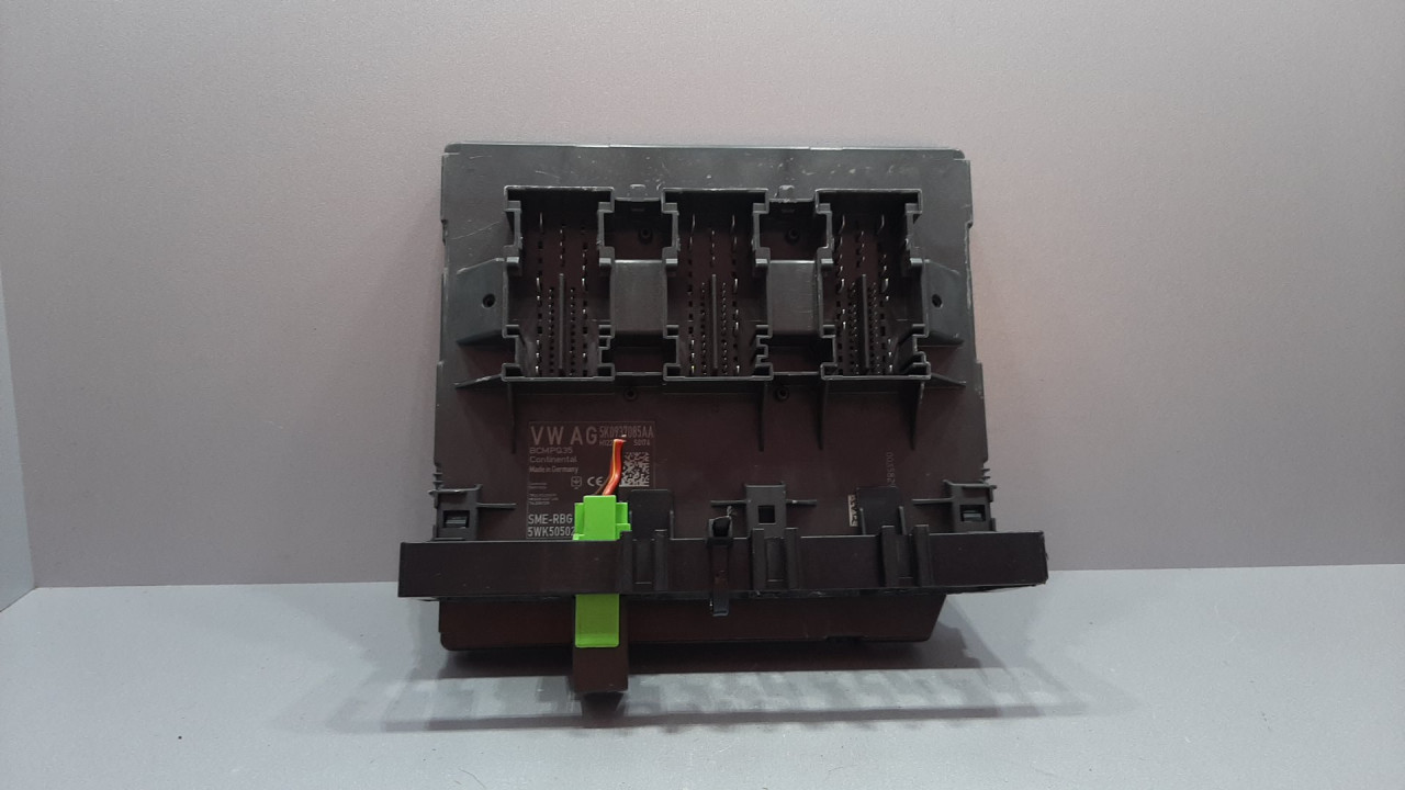 ELEKTRONIKA MODUL VW CADDY > 10-15 5K0937085AA