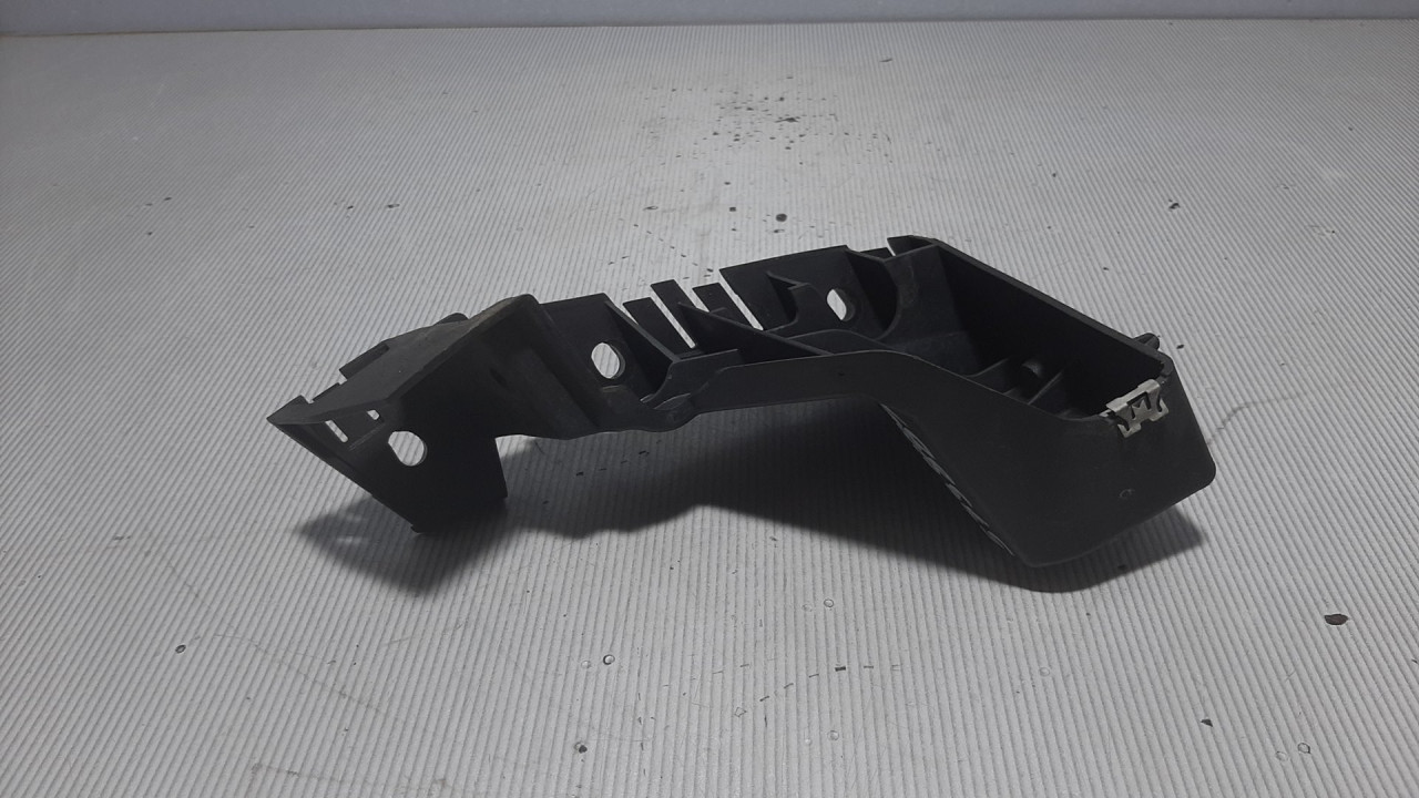 PLASTIKA BRANIKA AUDI Q5 > 08-11 8R0807284
