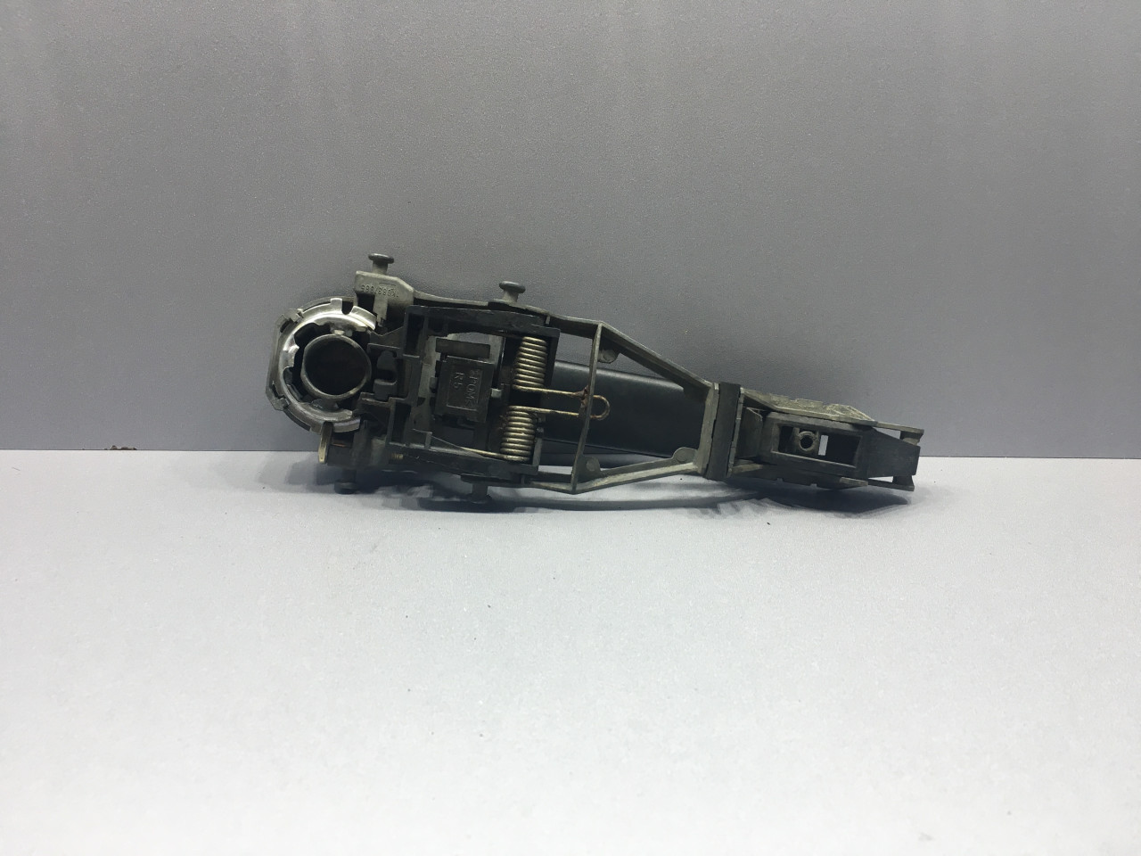 DIJELOVI RUCKA VRATA VW GOLF 5 > 03-08 1Z0839886