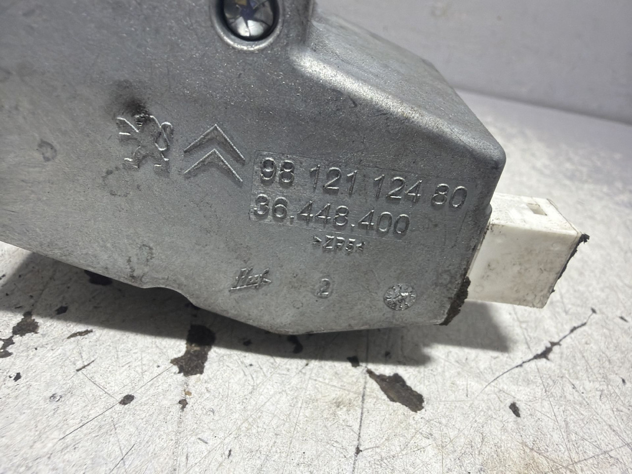 DIJELOVI BRAVA PEUGEOT 308 > 13-17 9812112480