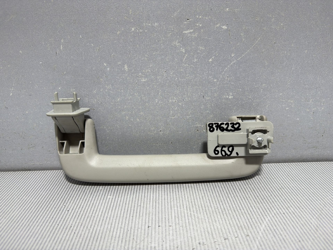 DIJELOVI KROVNA RUCKA FORD S-MAX > 10-15 2.0