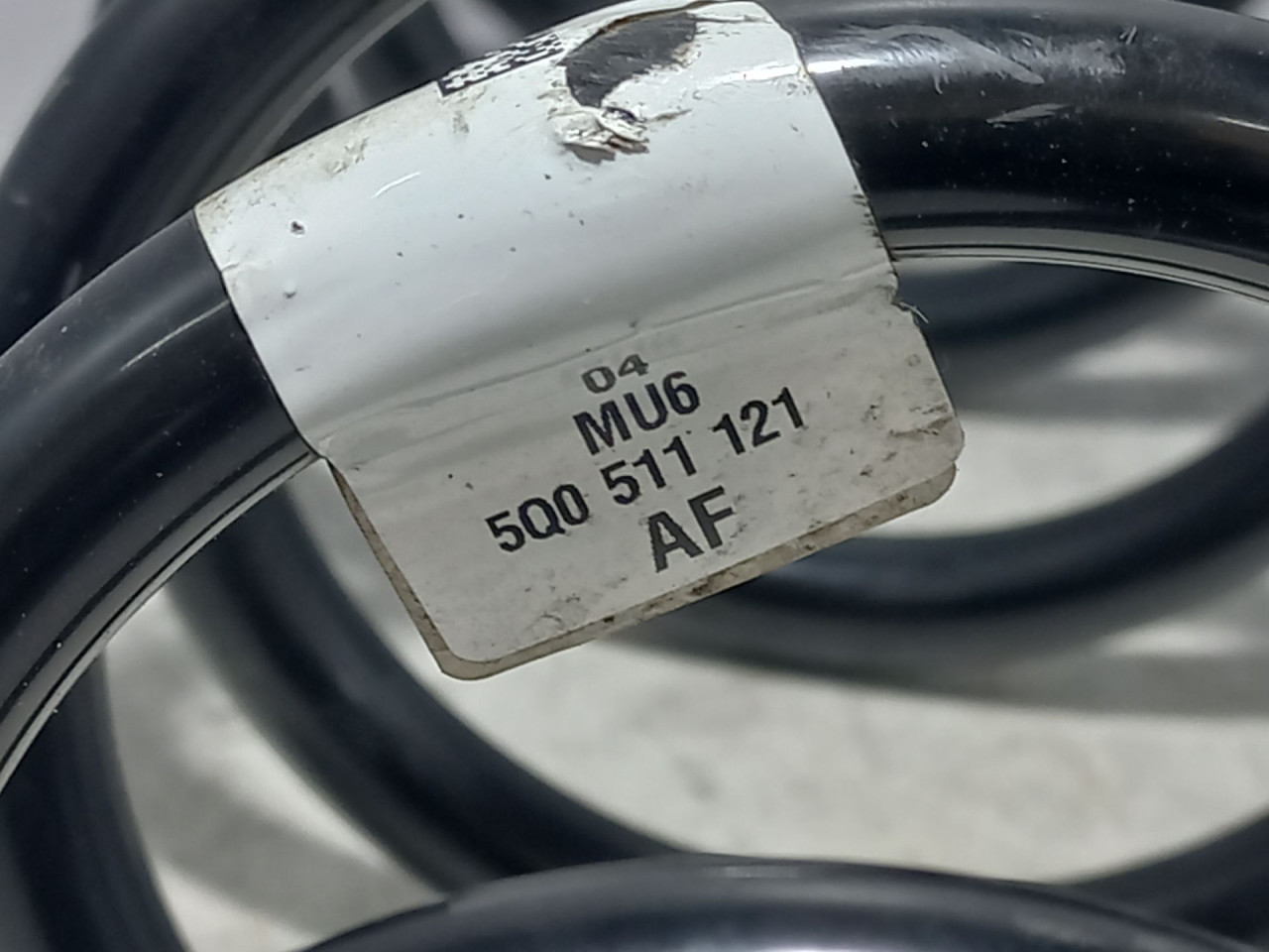OPRUGA AMORTIZERA VW GOLF 7 > 12-16 5Q0511121AF