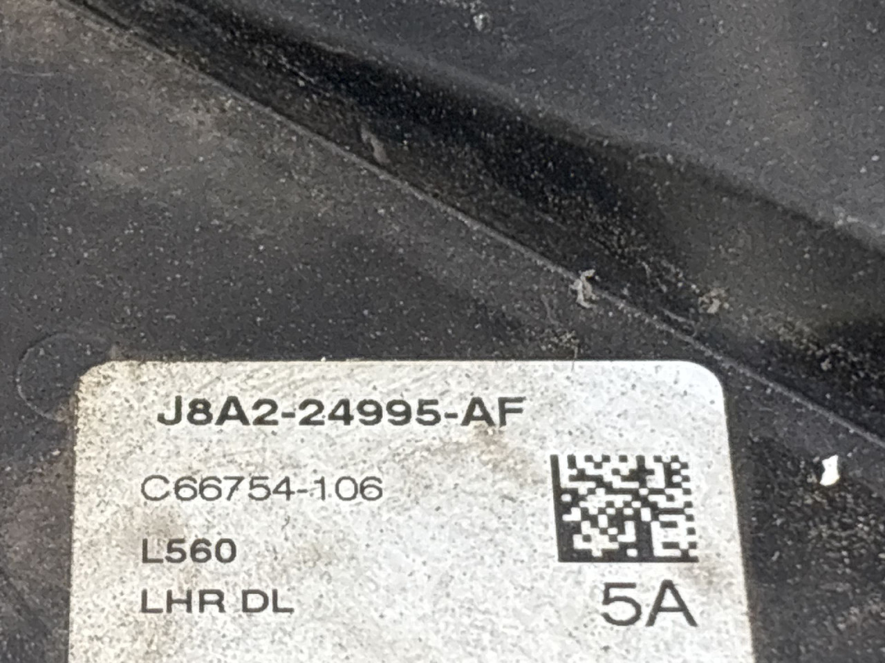 BRAVA VRATA LAND ROVER RANGE ROVER VELAR (L560) > 17 - J8A2-24995