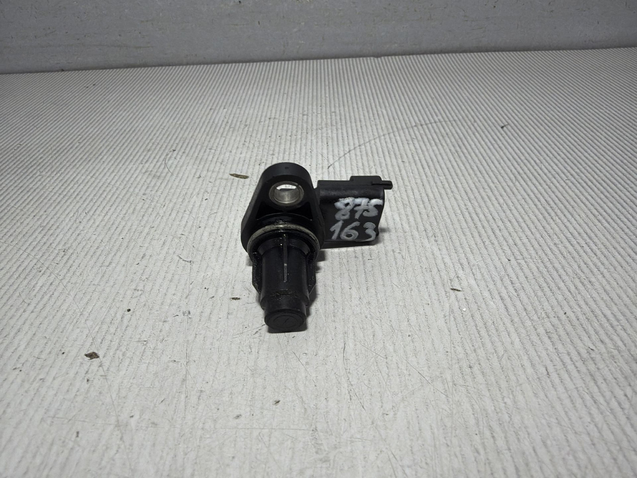 DIJELOVI SENZOR BREGASTE KIA SPORTAGE > 11-15 2.0 393002F000