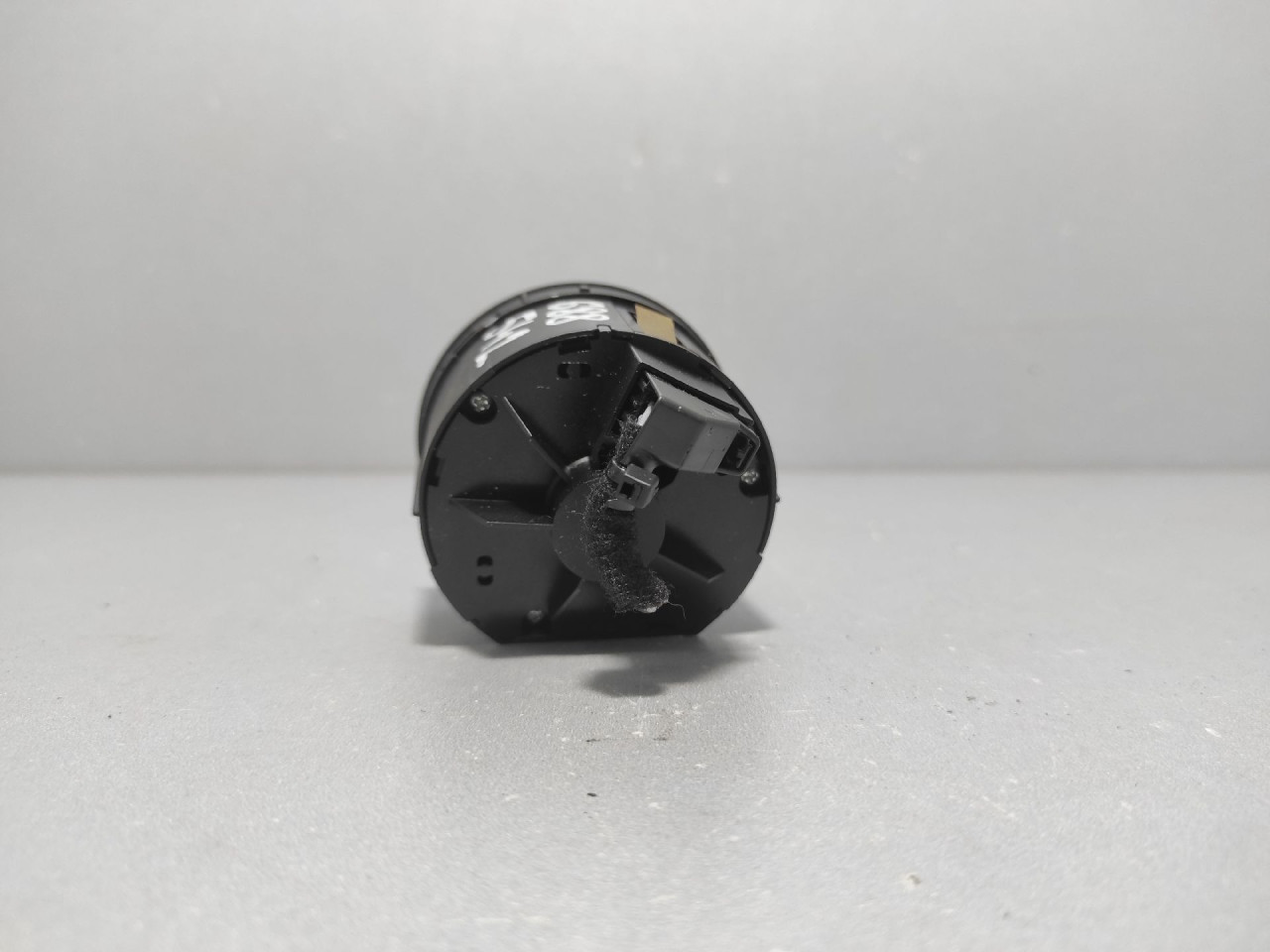 PREKIDACI SVJETLA AUDI A6 > 04-08 4F1941531D