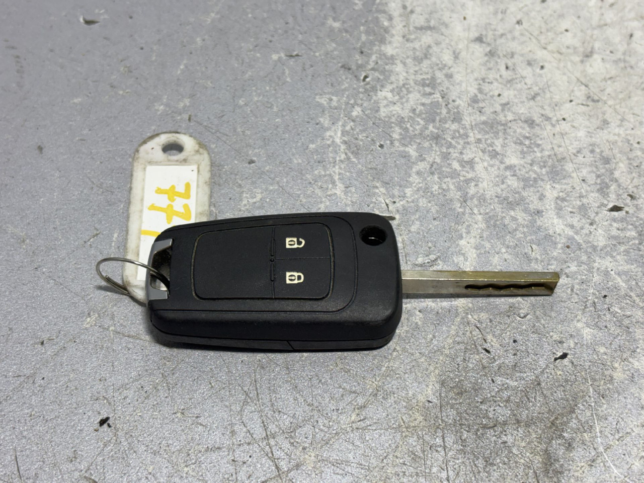 DIJELOVI KLJUC OPEL ASTRA J > 12-15