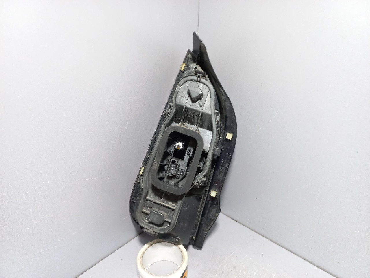 DIJELOVI STOP SVJETLO VW UP > 12-16 1S0945096D