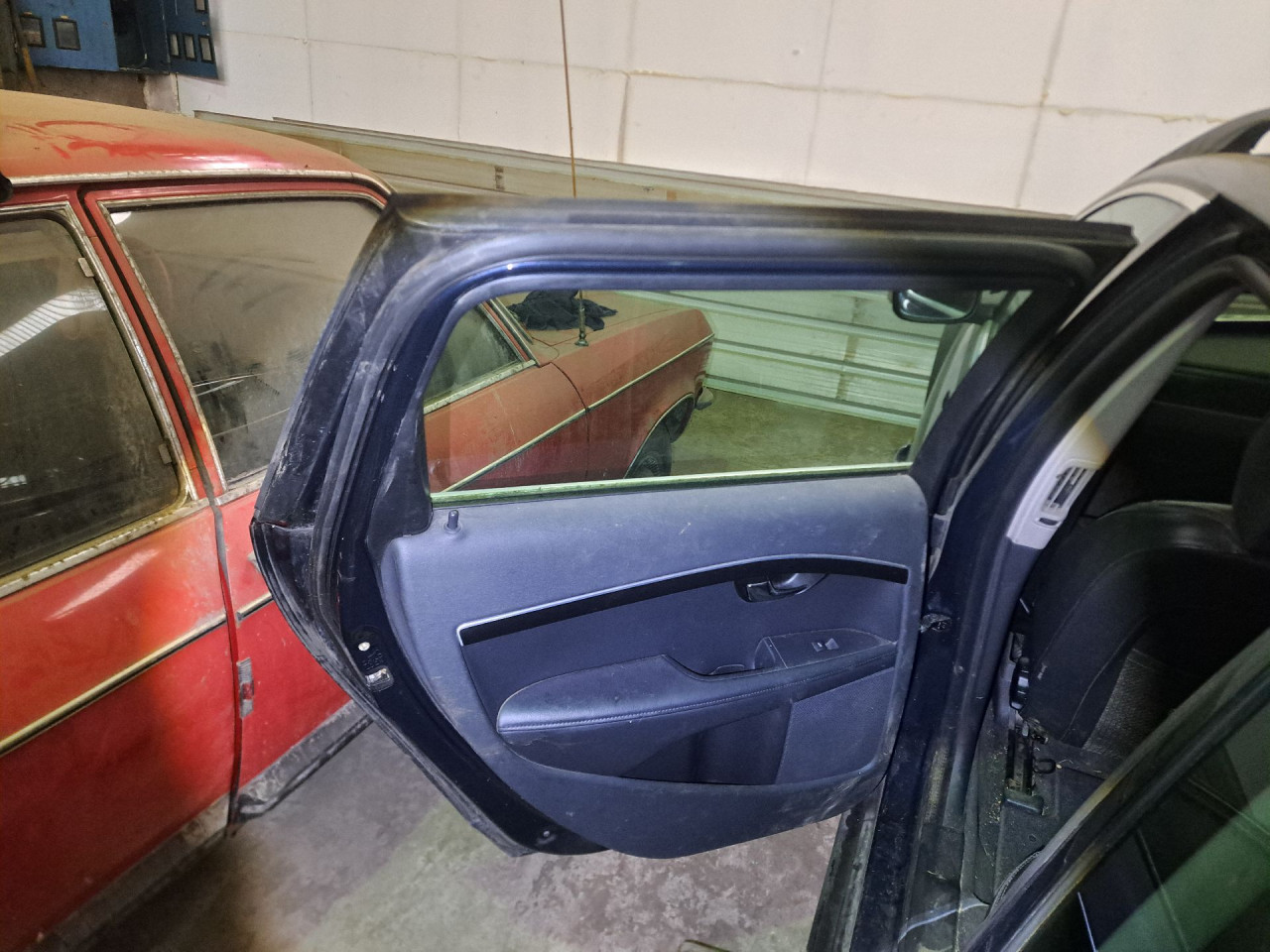 DIJELOVI VRATA VOLVO XC70 > 07-13