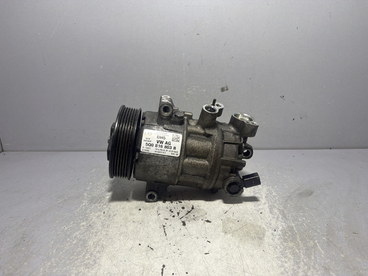 DIJELOVI KOMPRESOR KLIME SKODA OCTAVIA > 17-19 5Q0816803B