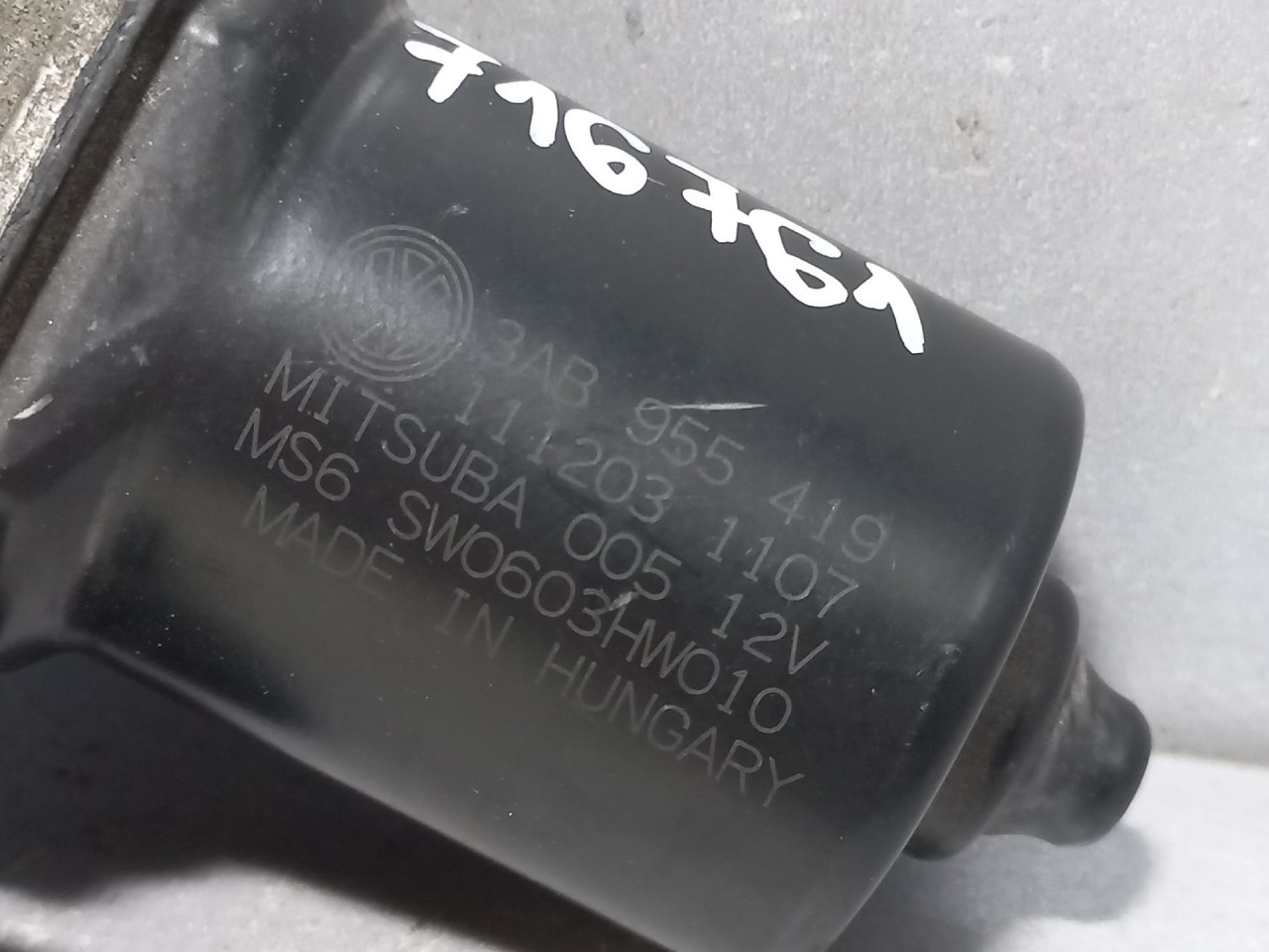 MOTORIC PREDNJEG BRISACA VW PASSAT B6 > 05-10 3AB955419