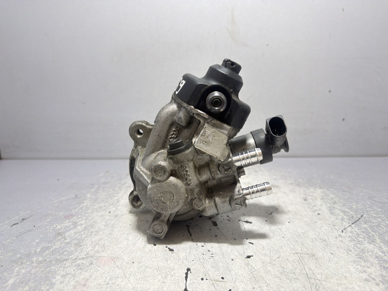 PUMPA VISOKOG PRITISKA VW TIGUAN > 11-15 04L130755D 0445010537