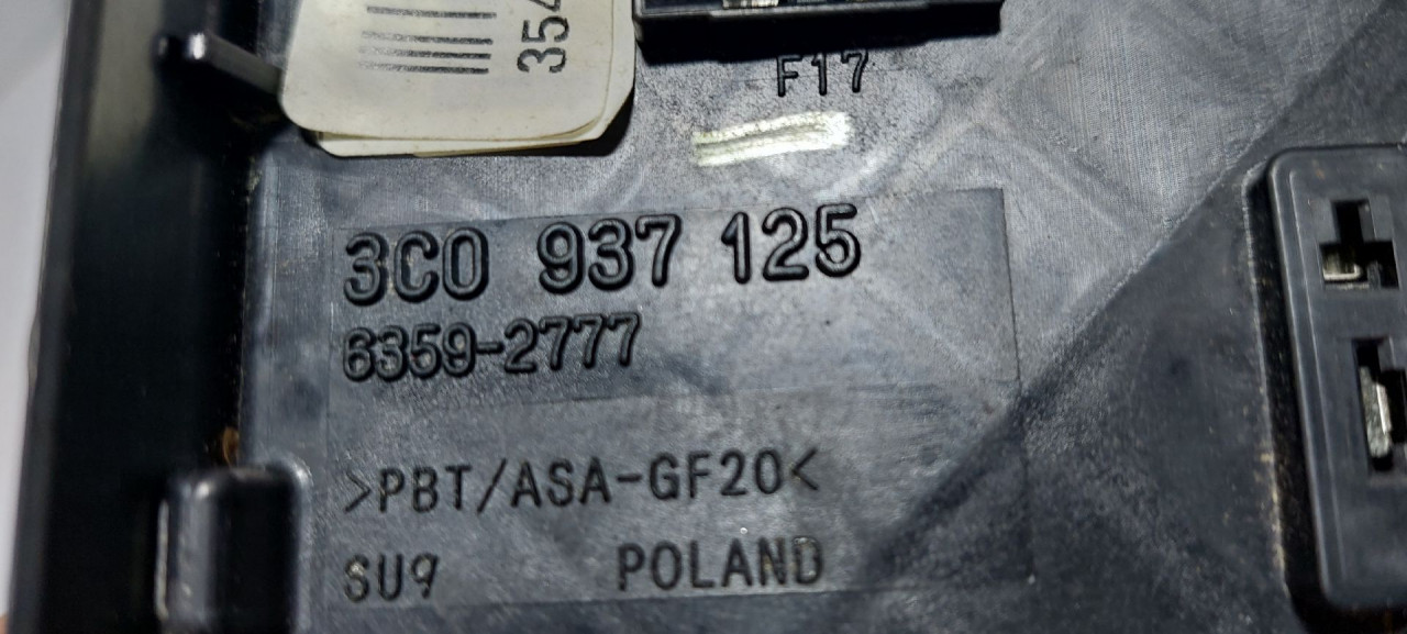 ELEKTRONIKA KUTIJA OSIGURACA VW PASSAT B6 > 05-10 3C093