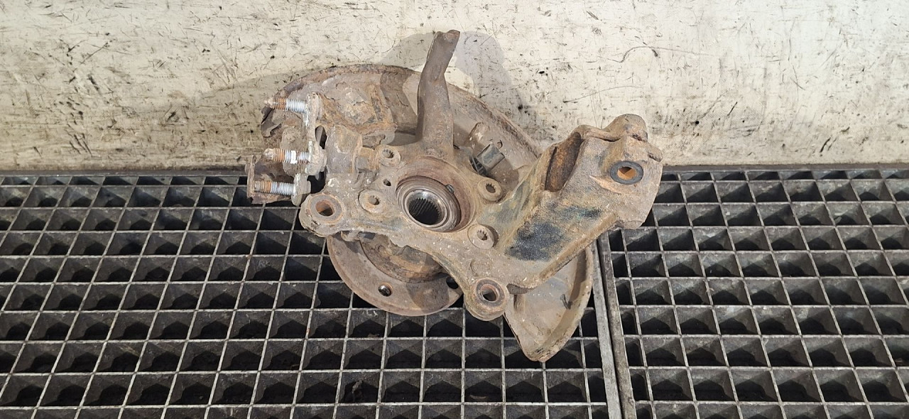 DIJELOVI GLAVCINA AUDI Q3 > 11-15 2.0 1K0407255A