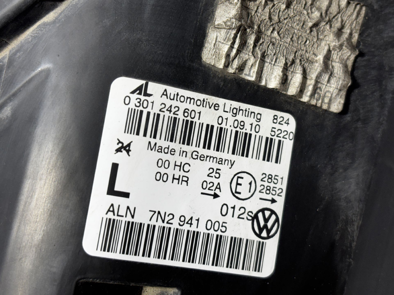 DIJELOVI FAR VW SHARAN > 10- 7N2941005