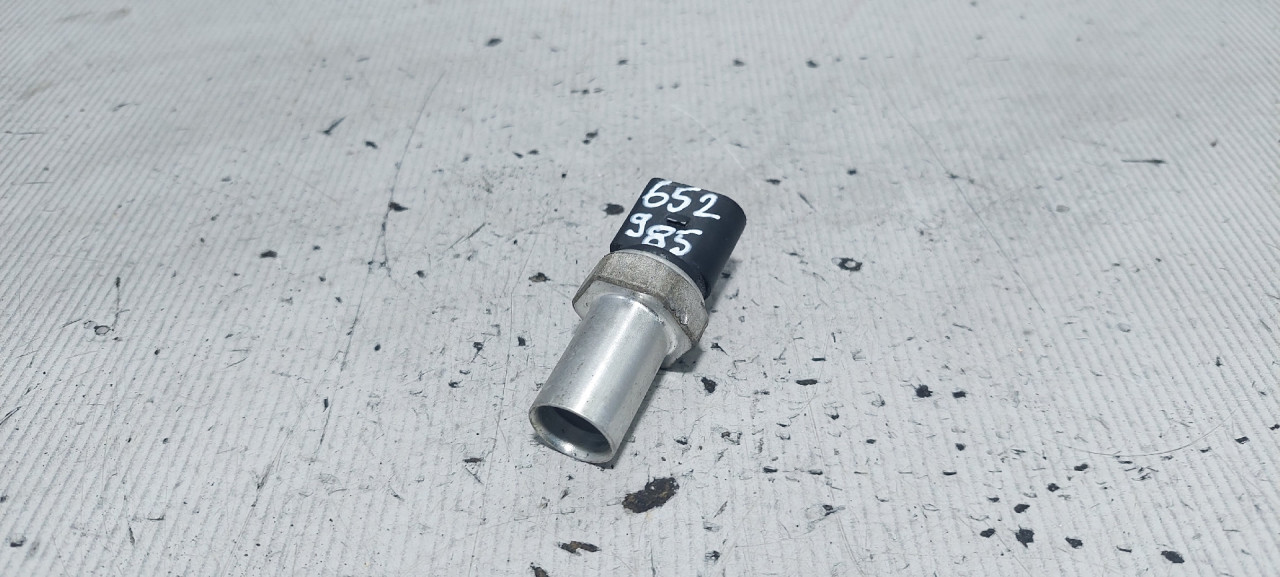DIJELOVI PRESOSTAT KLIME VW GOLF 7 > 12-16 5K0959126