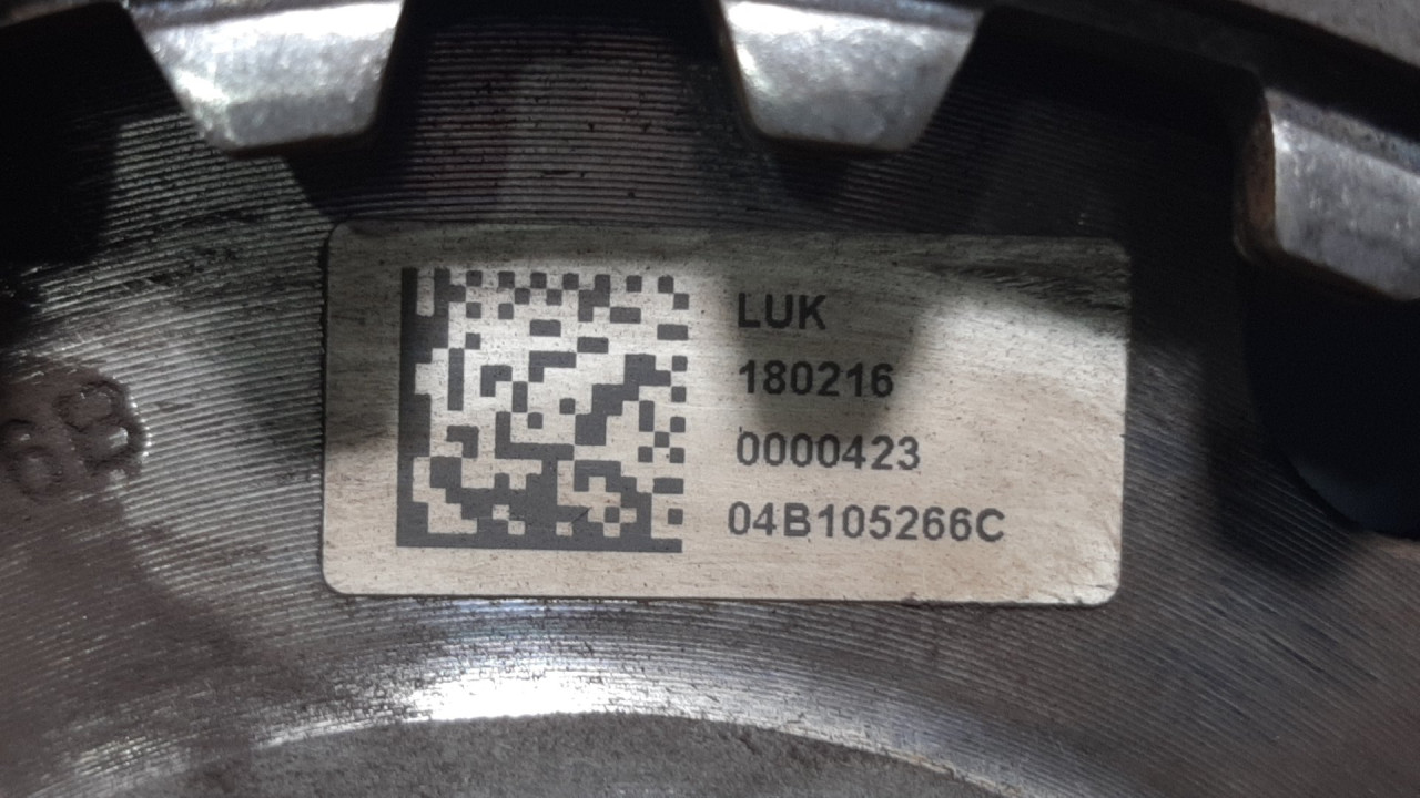 DIJELOVI ZAMAJAC SKODA FABIA > 14- 04B105266C