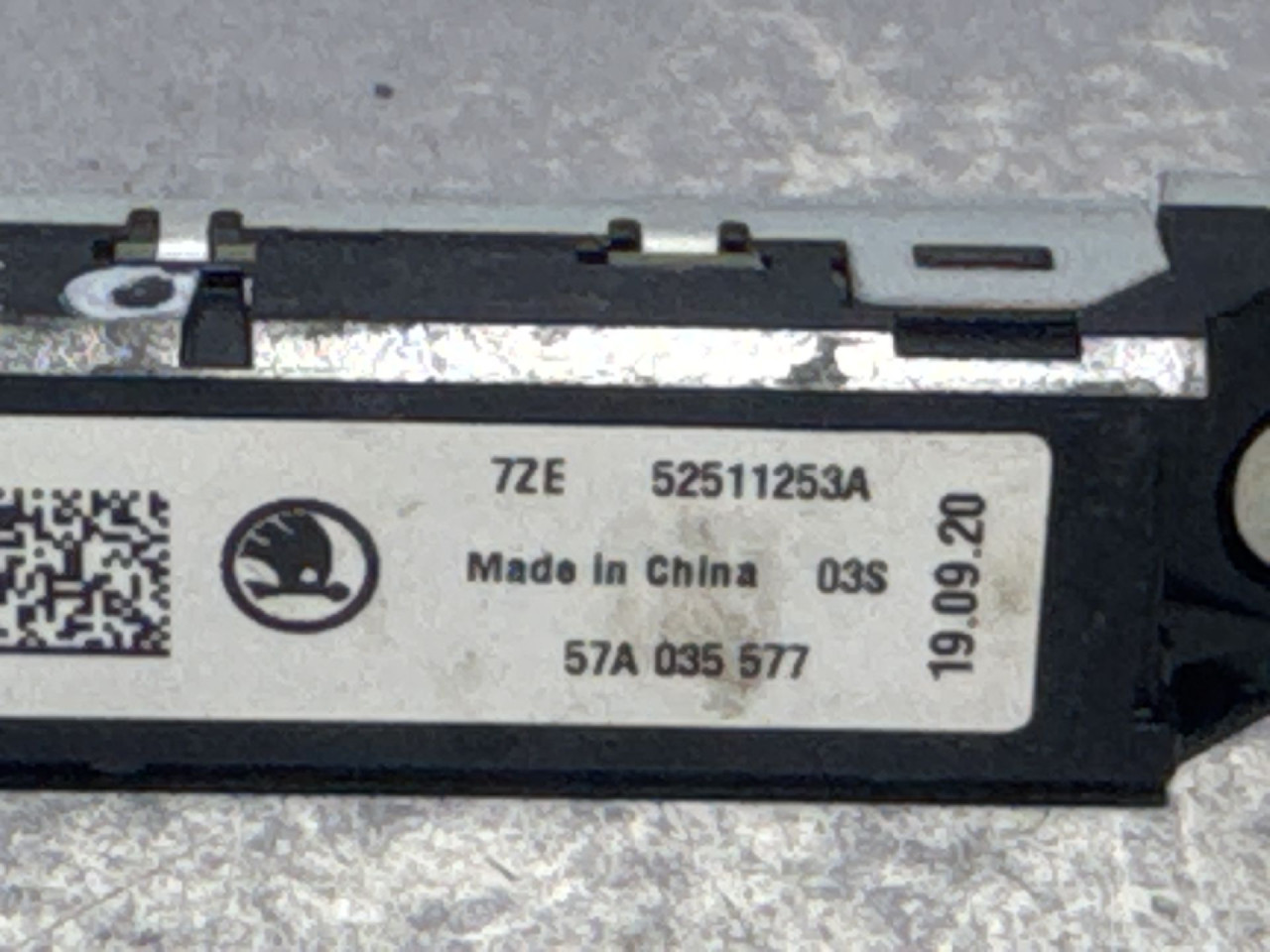 DIJELOVI ANTENA SKODA KAROQ > 17- 57A035577