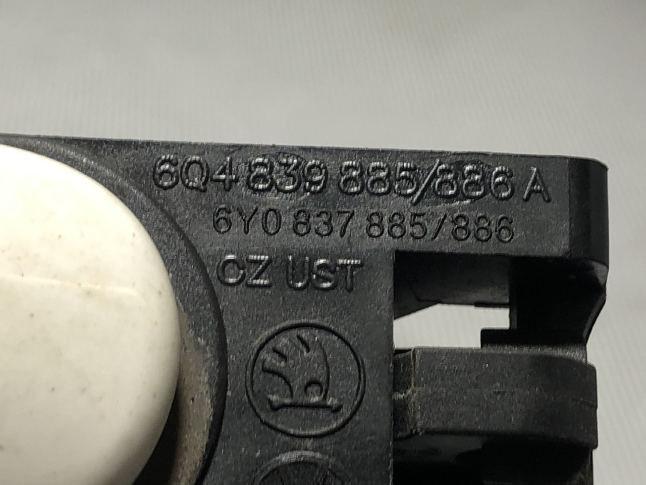 DIJELOVI RUCKA VRATA VW POLO > 05-09 6Q4839885