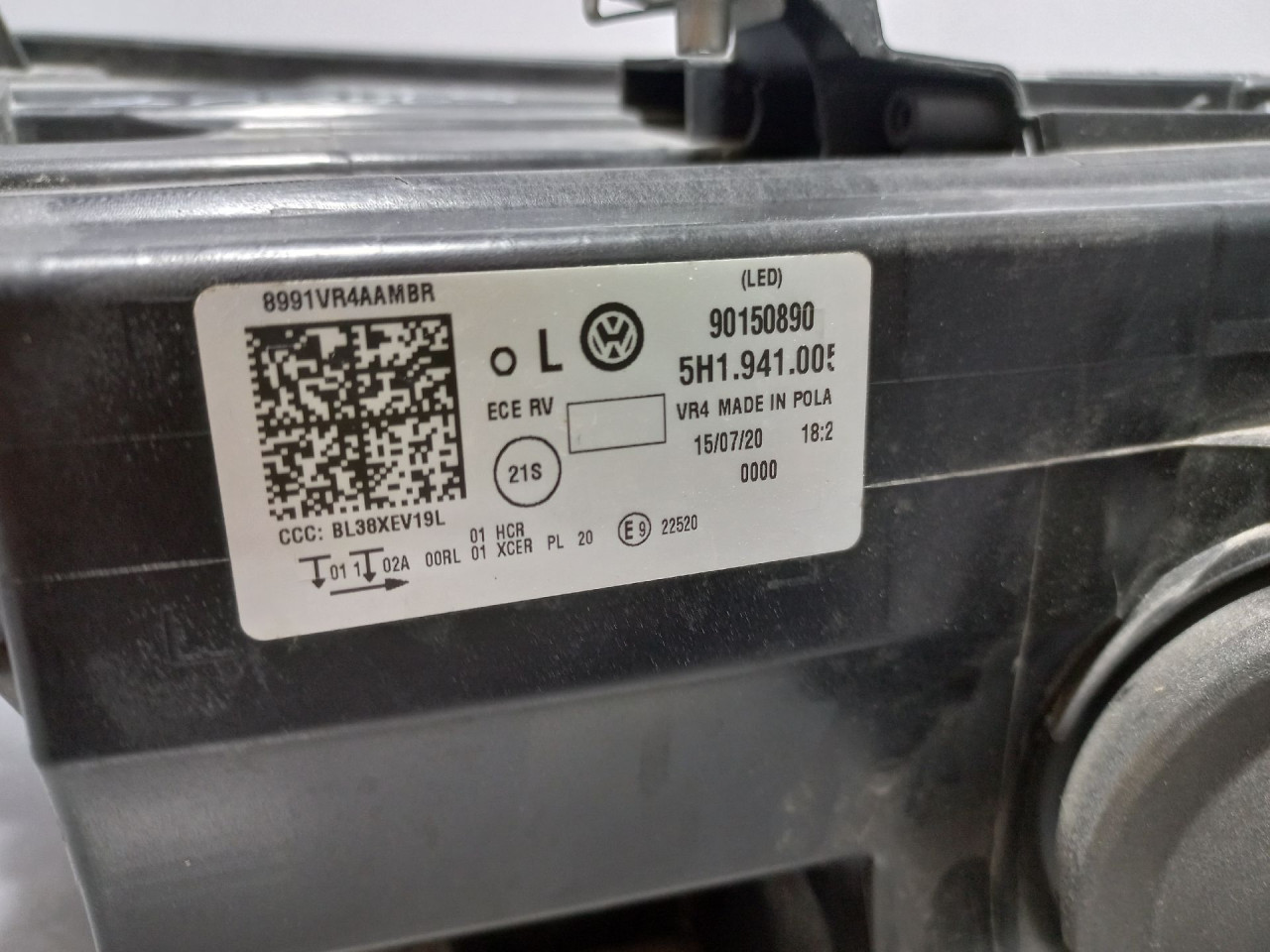 DIJELOVI FAR VW GOLF 8 > 19- 5H1941005B