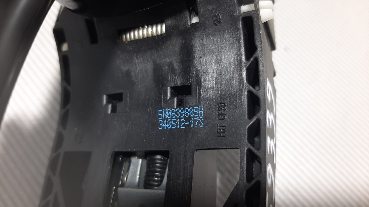 RUCKA VRATA SKODA FABIA > 07-10 5N0839885H