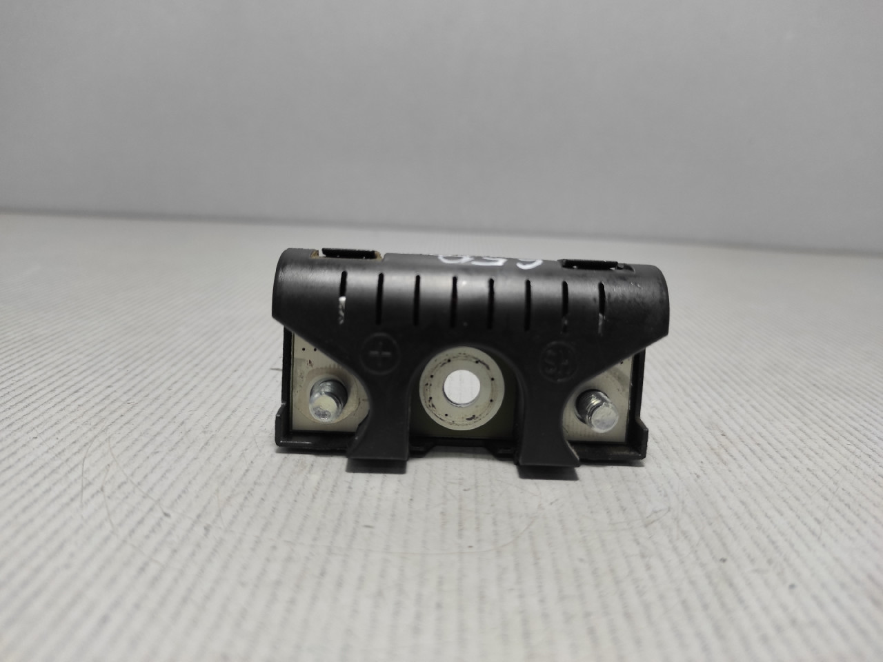 ANTENA AUDI A3 (8V1/8VA) > 12-16 8T8035570