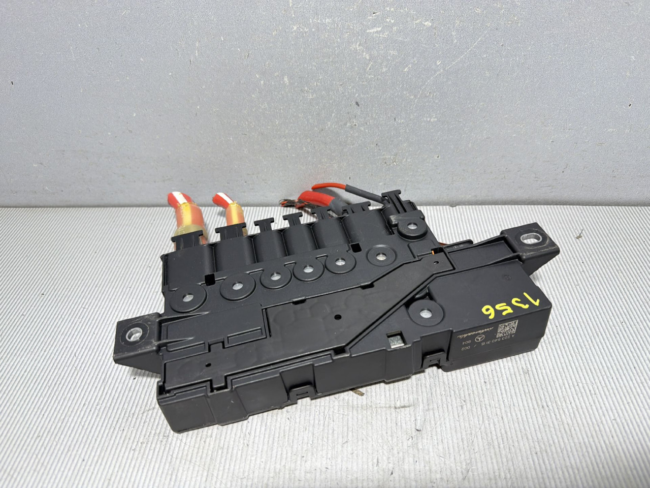KLEMA MERCEDES C KLASA (W206/S206) > 21- A2235403115