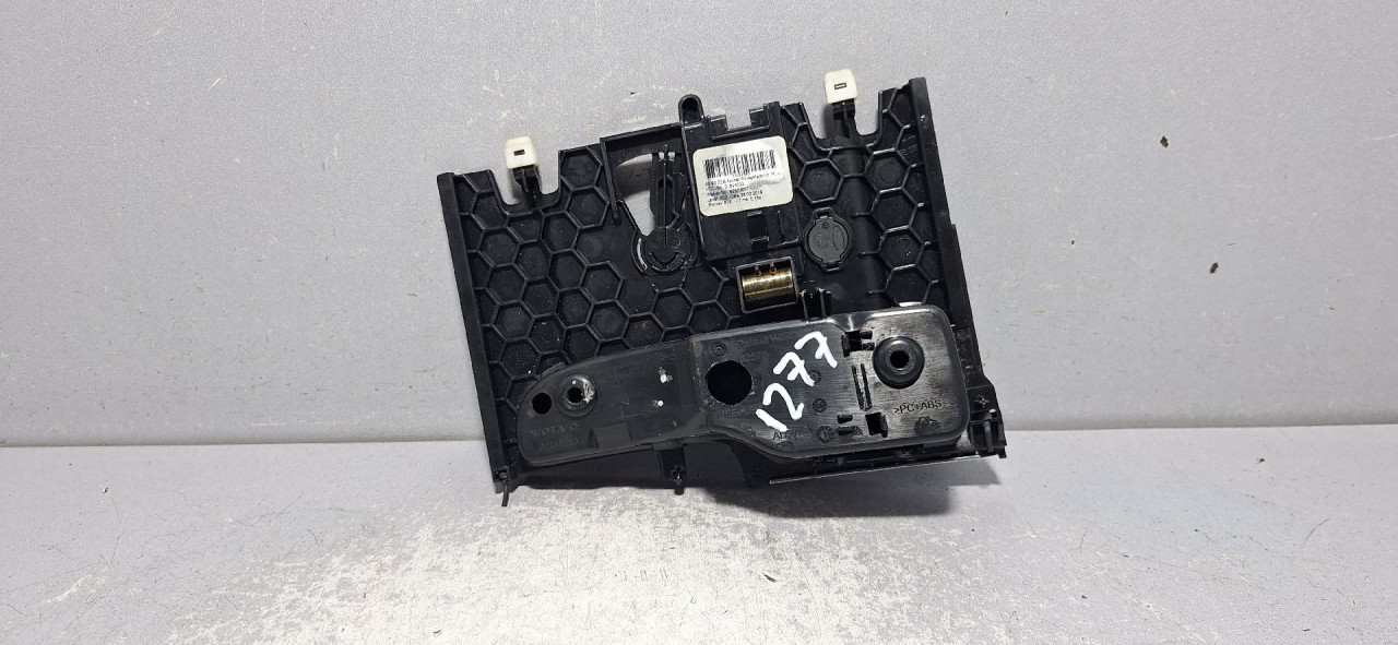 DIJELOVI PEPELJARA VOLVO XC60 > 17- 31389185