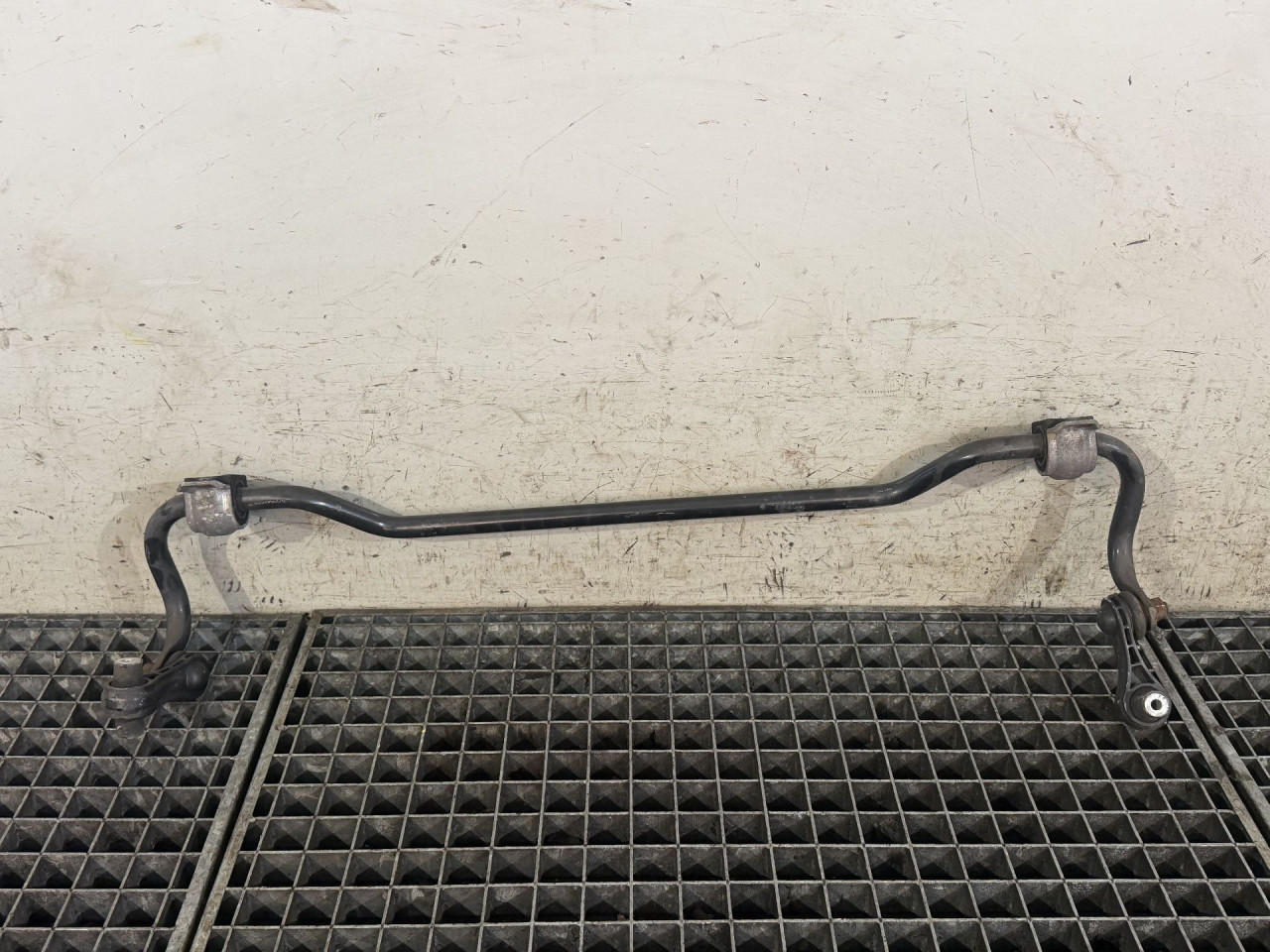 DIJELOVI BALANS STANGA VW GOLF 8 > 19- 2.0 5Q0511305AR