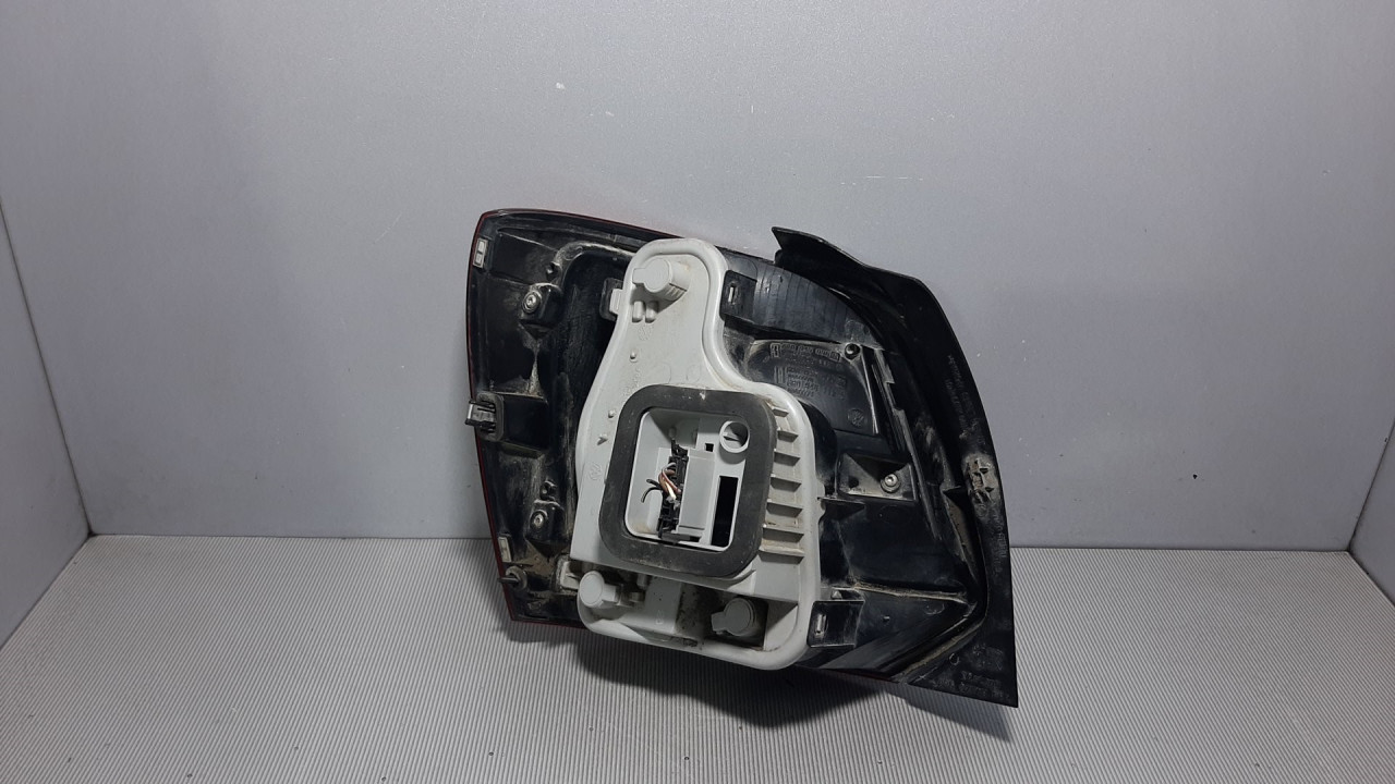 DIJELOVI STOP SVJETLO VW POLO > 09-14 6R0945096N