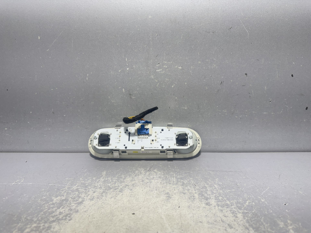 RASVJETA U KABINI AUDI A6 4G > 14-18 4G0947111