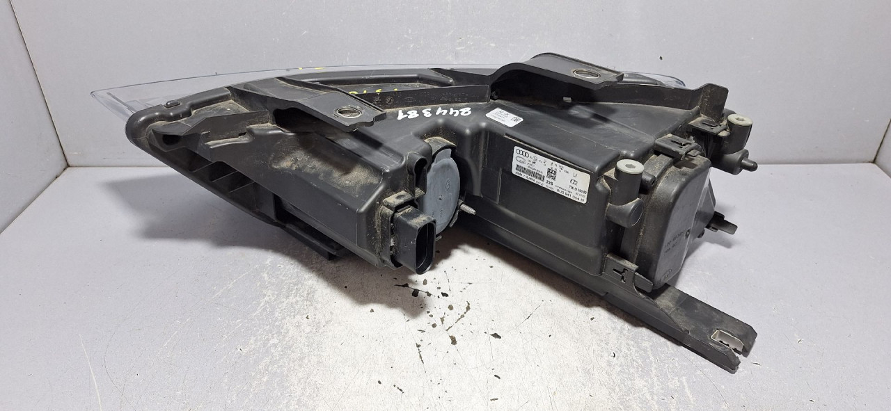 DIJELOVI FAR AUDI Q3 > 11-15 8U0941004N