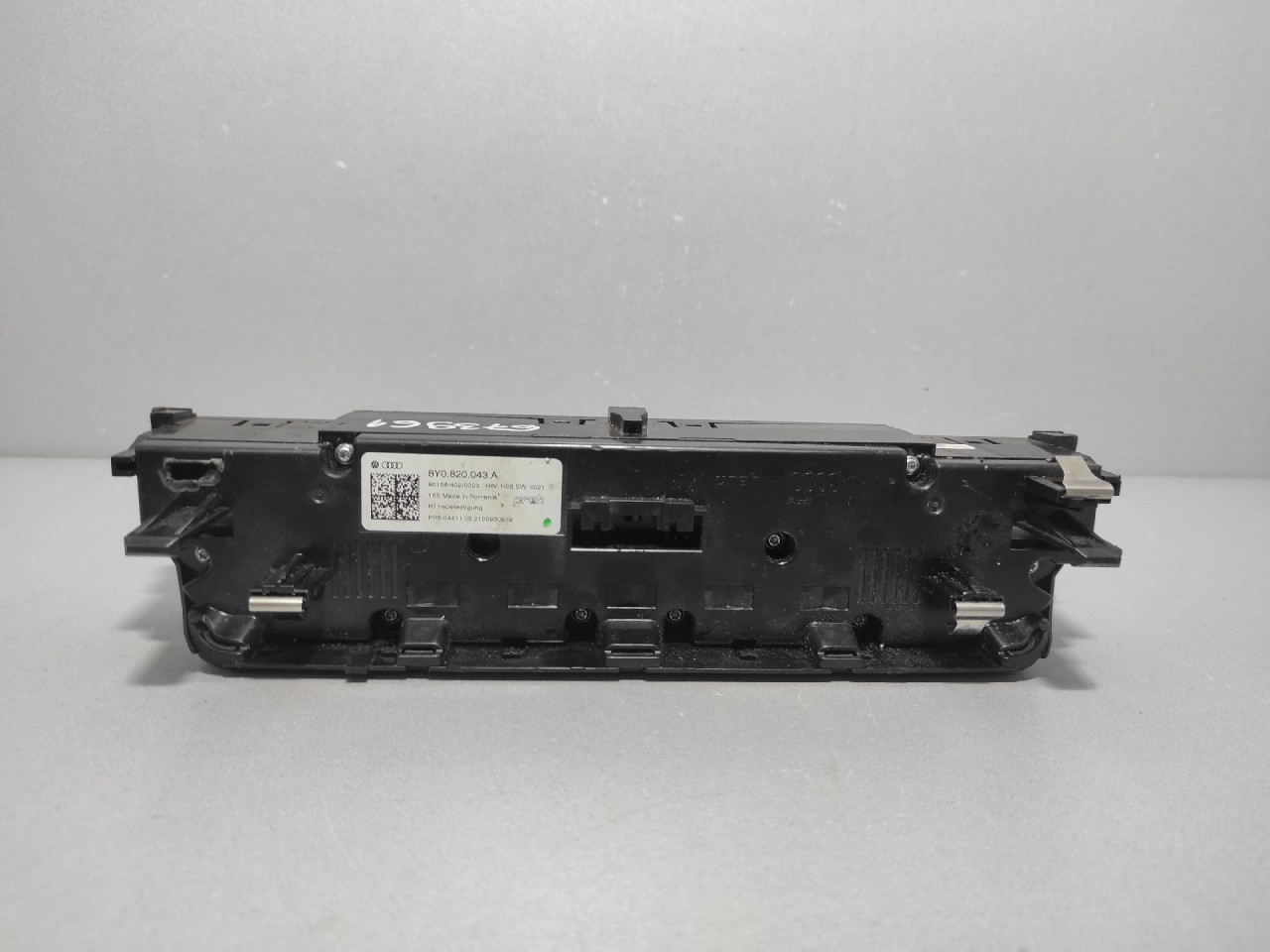 PREKIDACI KLIME AUDI A3 (8VF/8VK) > 16- 8Y0820043A