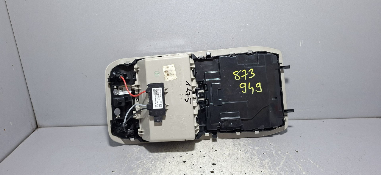 DIJELOVI RASVJETA U KABINI SKODA OCTAVIA > 19- 2.0 5E3959569A