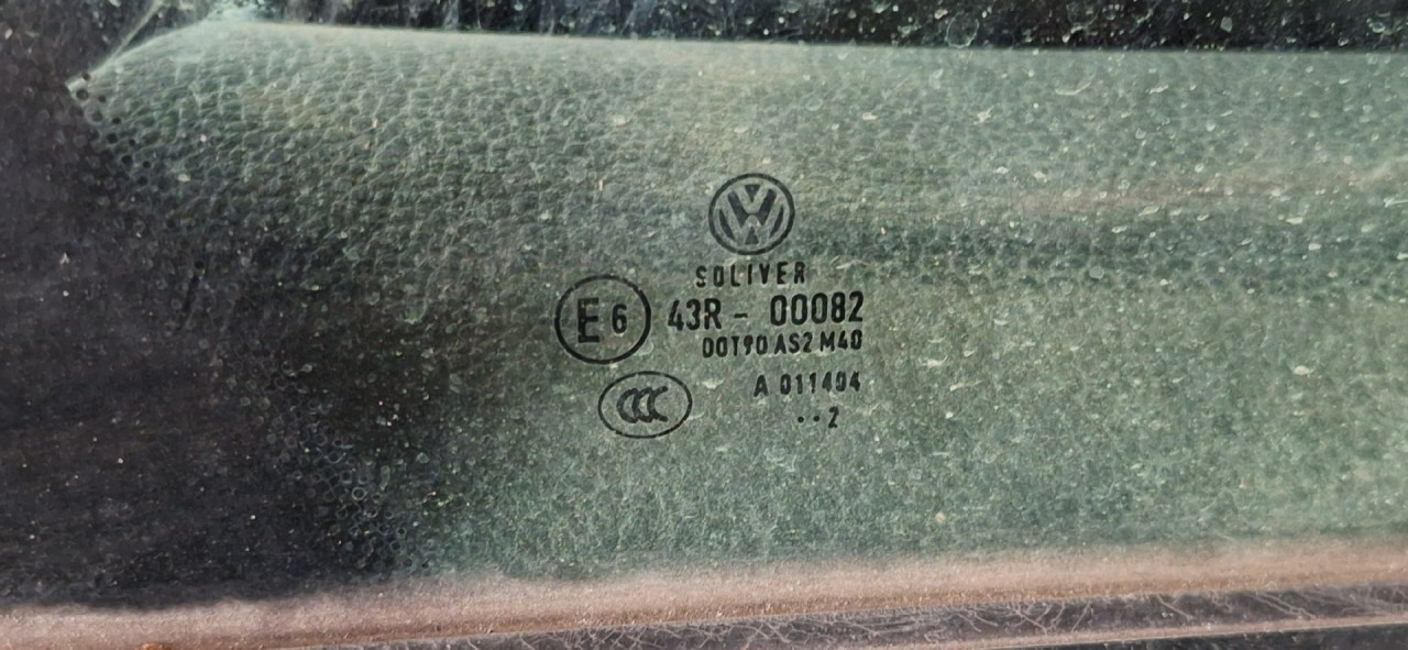 DIJELOVI STAKLO VW PASSAT B7 > 10-14 2.0