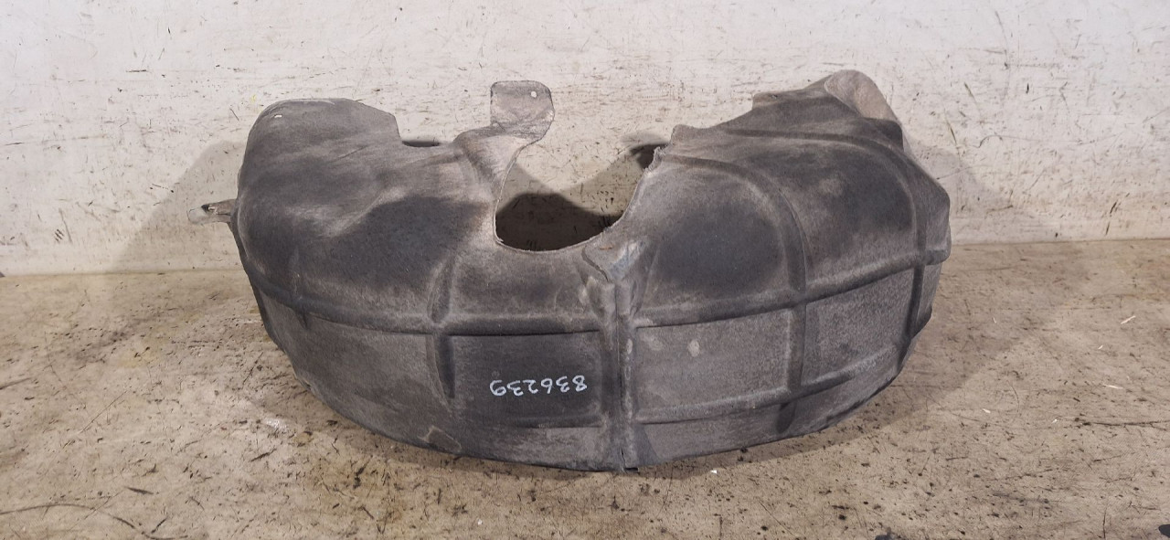 UNUTRASNJI BLATOBRAN SKODA OCTAVIA > 08-13 1Z0810969