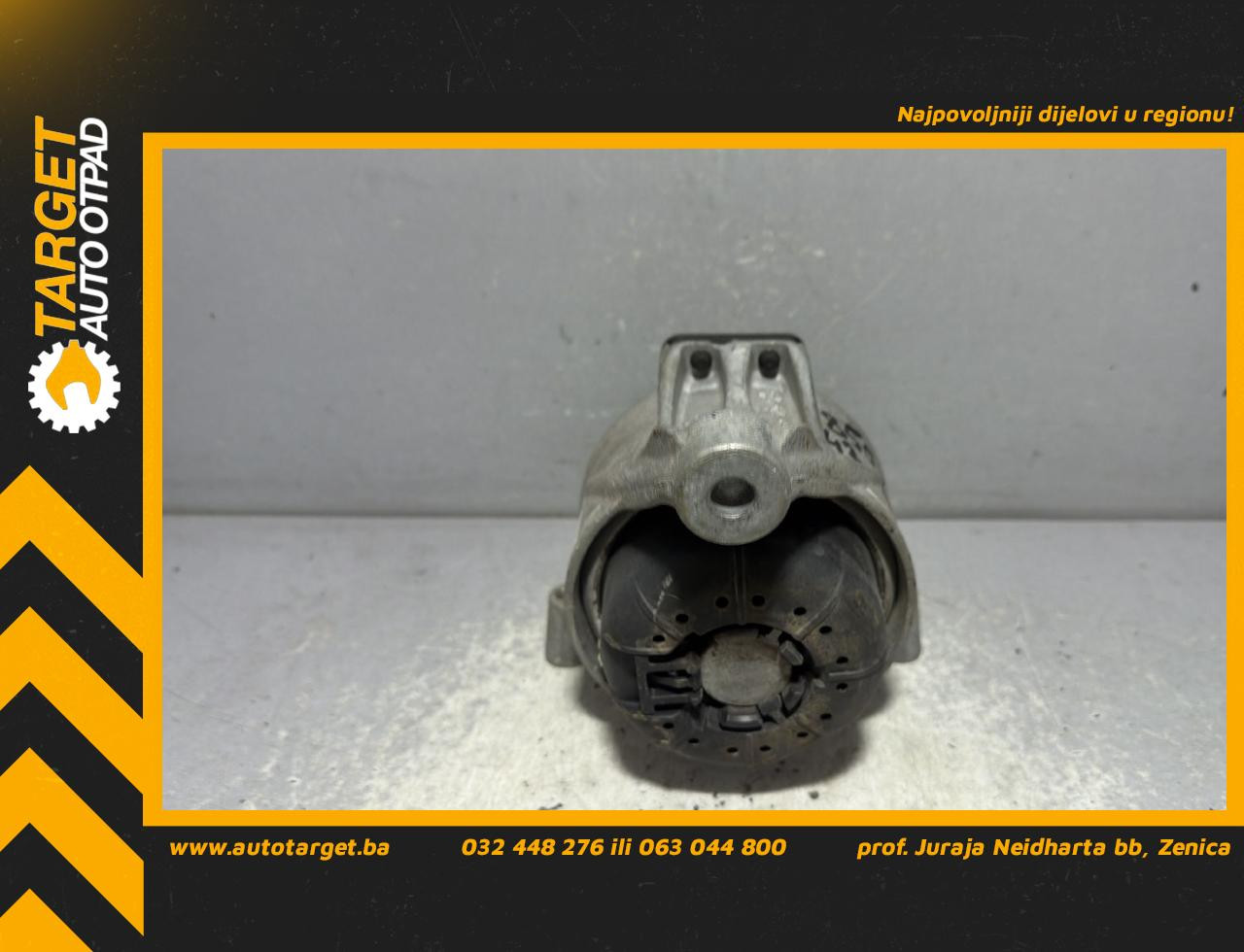 DIJELOVI NOSAC MOTORA AUDI A4 (B9) > 15-18 2.0 8W0199372CP