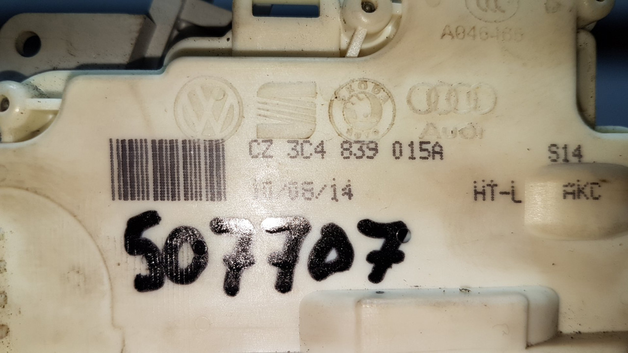BRAVA VRATA VW PASSAT CC > 12-15 3C4839015A