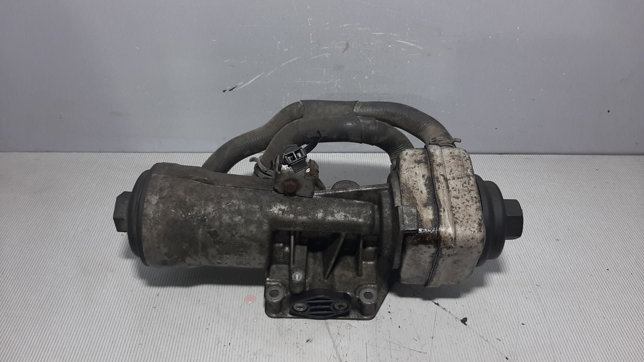 KUCISTE FILTERA ULJA VW PASSAT B6 > 05-10 045115389K