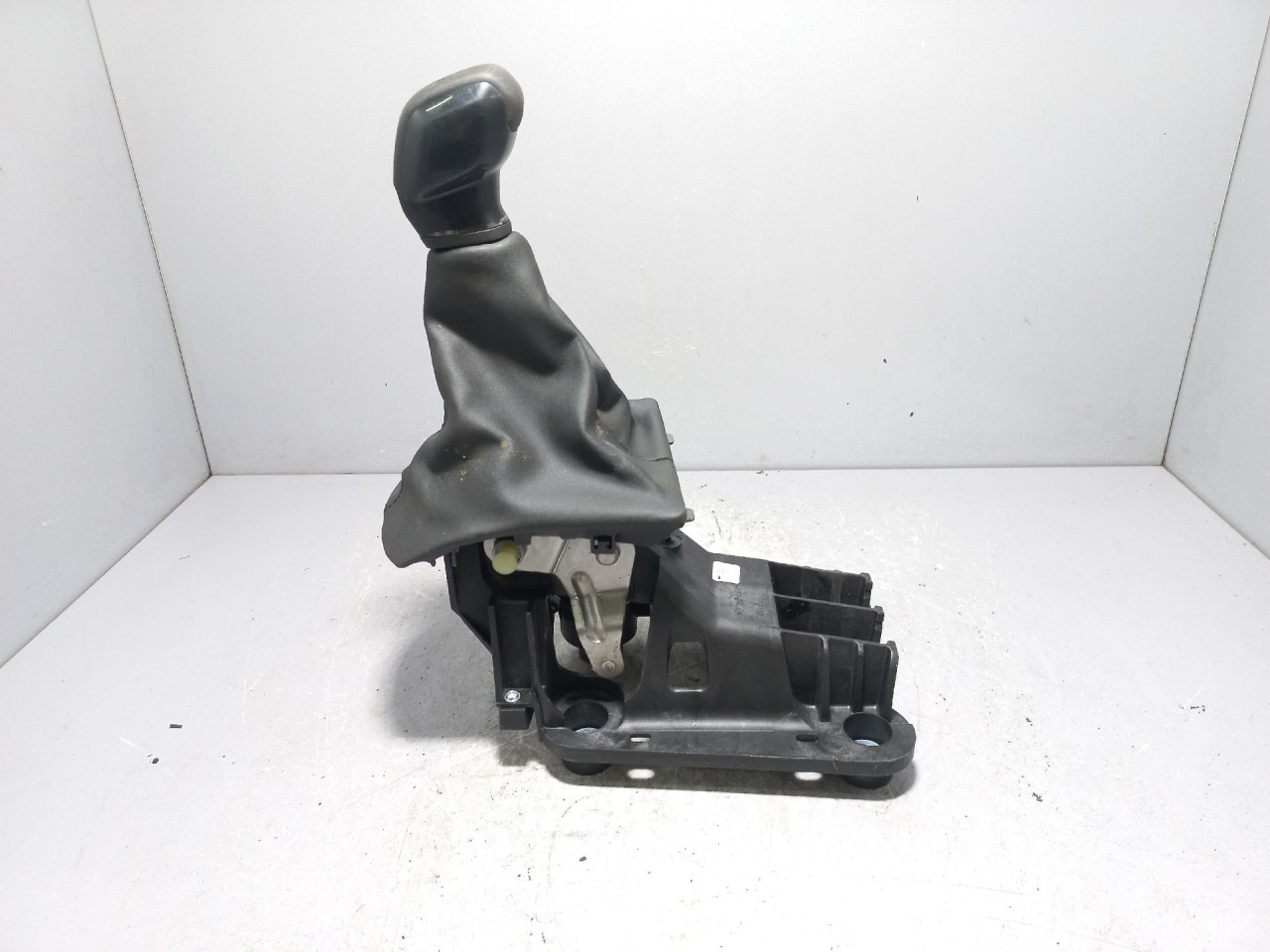 DIJELOVI SALTEBLA PEUGEOT 208 > 12-15 9676190280