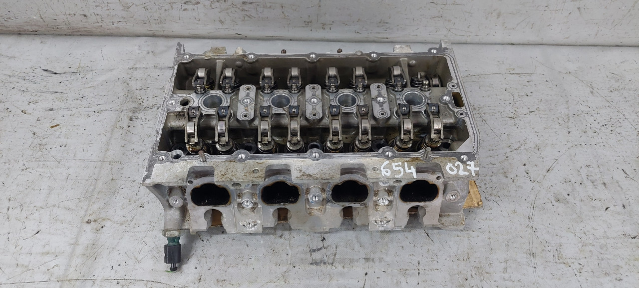 DIJELOVI GLAVA MOTORA VW GOLF 7 > 12-16 04E103404T