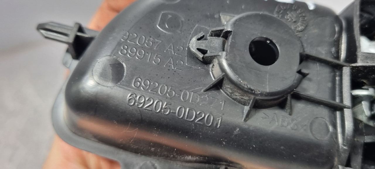 UNUTRASNJA RUCKA VRATA NISSAN PRIMASTAR > 07-15 692050D271