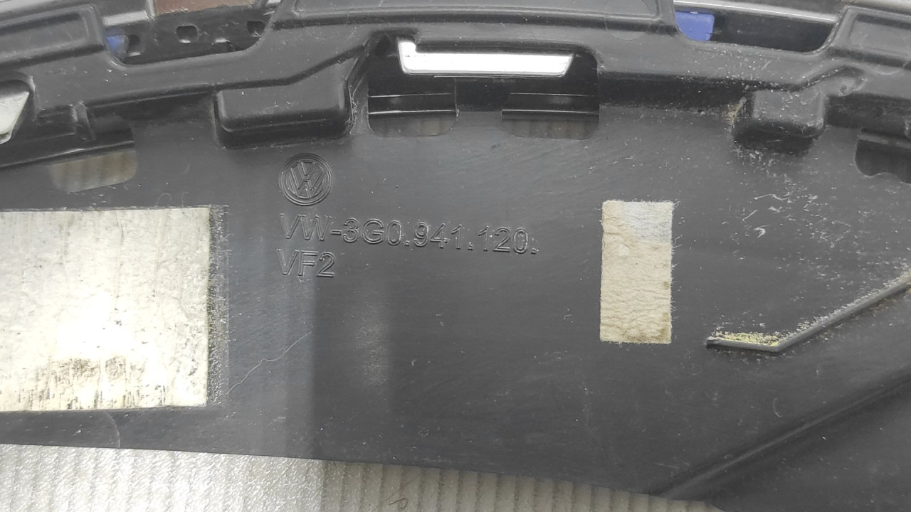 PLASTIKA BRANIKA VW PASSAT B8 > 14- 3G0941120