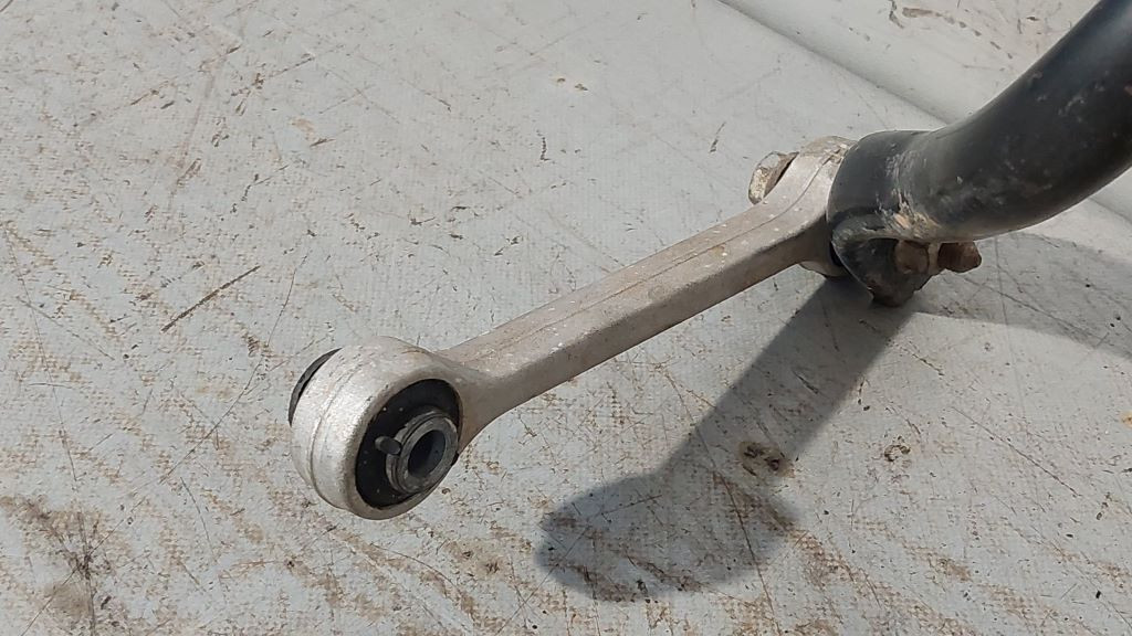 DIJELOVI STABILIZATOR AUDI A4 (B8) > 07-11 2.0
