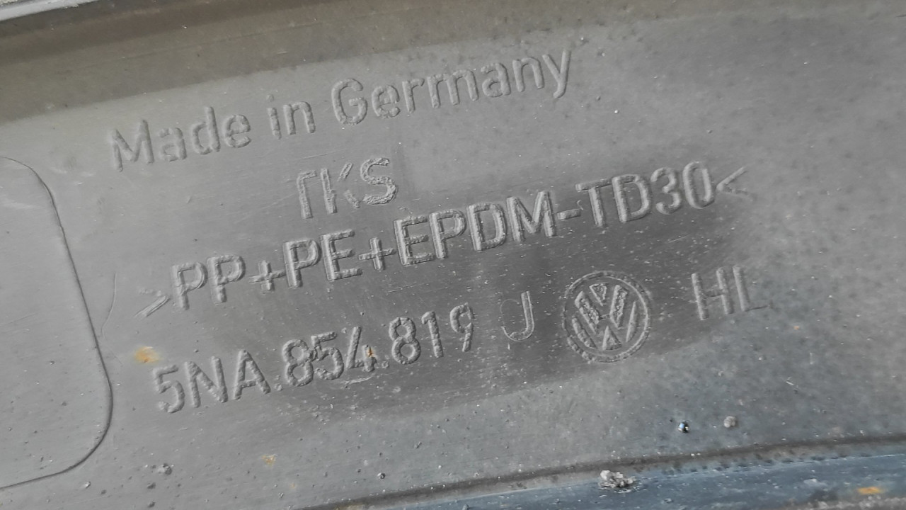RUB BLATOBRANA VW TIGUAN > 16-20 5NA854819J